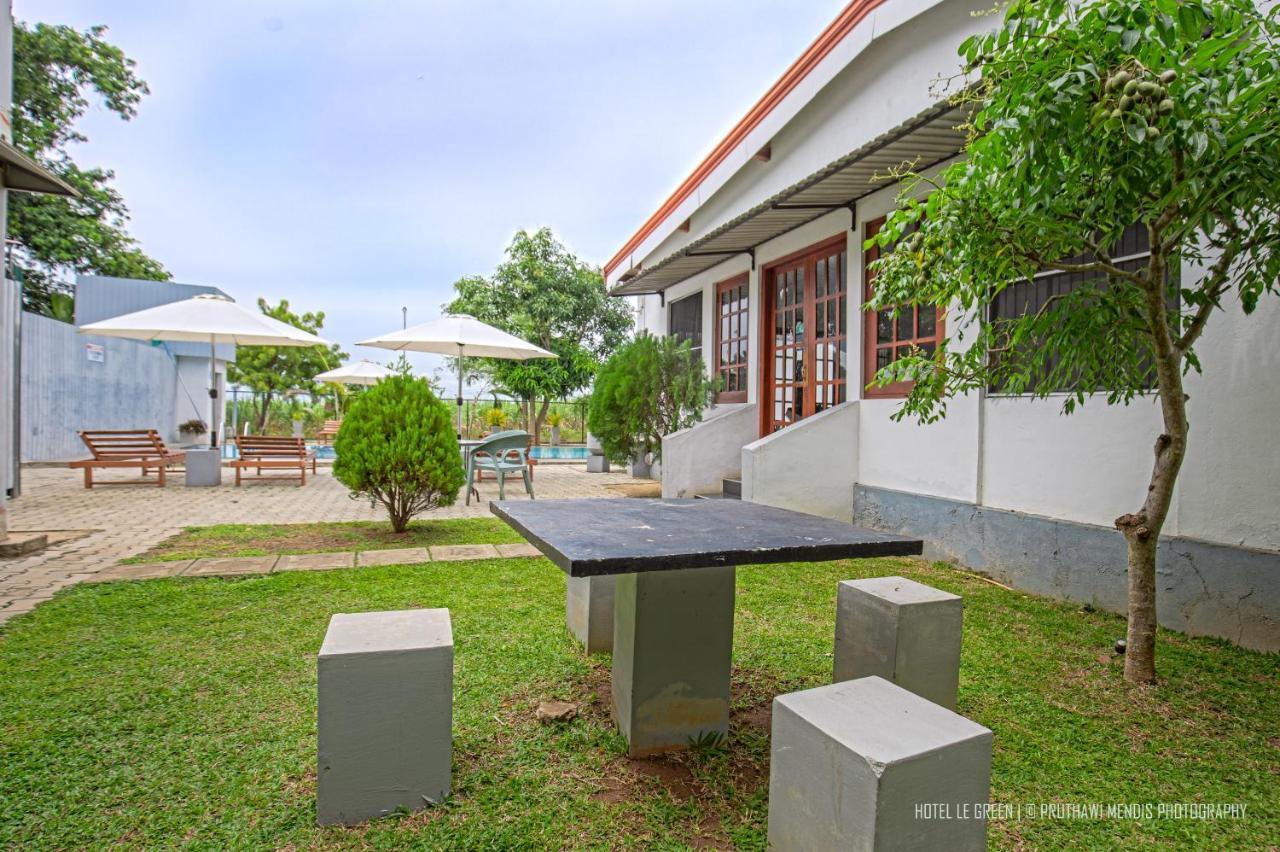 Hotel Le Green Udawalawe Eksteriør bilde