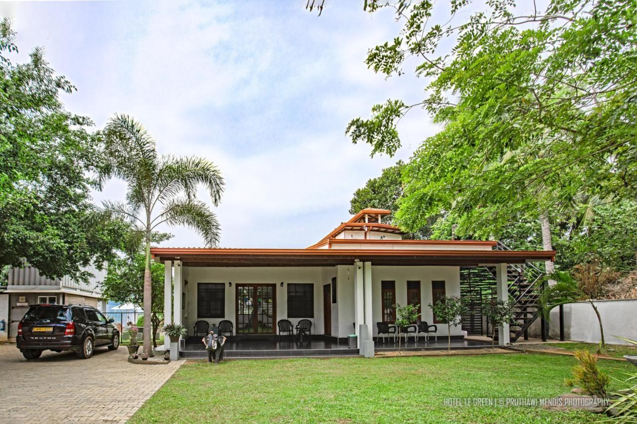 Hotel Le Green Udawalawe Eksteriør bilde